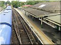 SU7239 : Alton Railway Station, Platforms 1 and 2 by David Dixon