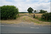 SE6645 : Farm track near Low Well Farm by Ian S