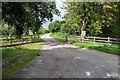 Farm road, Kinnersley