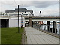 NO4030 : Footpath and cycle path at northern end of Tay Road Bridge by Douglas Nelson