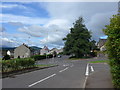 Approaching the junction of Kincardine Road and Broich Terrace