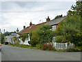 Cottages, Lee Common