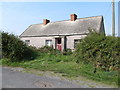 Disused cottage at the eastern end of Drumlougher Road