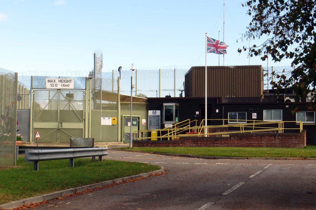 The Entrance To Hmp Huntercombe © Steve Daniels Cc-by-sa 2.0 