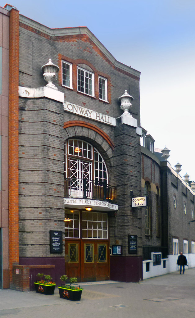 Conway Hall © Des Blenkinsopp cc-by-sa/2.0 :: Geograph Britain and Ireland