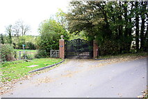 SP4617 : Footpath and house entrance from minor road by Roger Templeman
