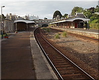 SX9063 : Torquay railway station from the north by Jaggery