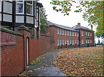 SK3436 : Derby - buildings at NW end of crescent on South Street by Dave Bevis