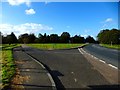 SU6658 : Junction of Sherfield Road and Lane End by Shazz