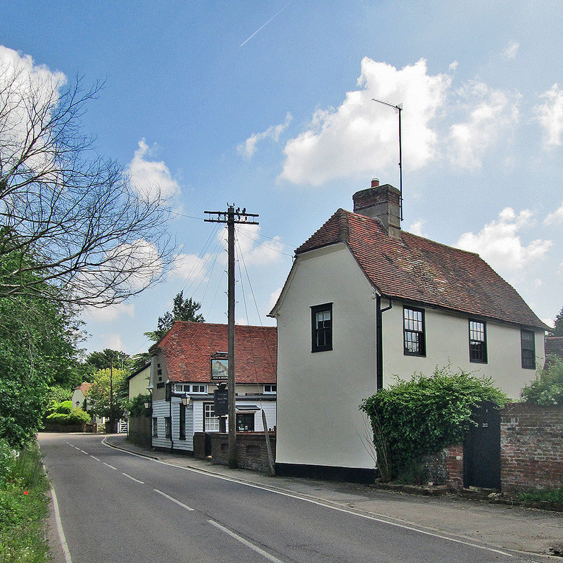 Clavering: The Fox and Hounds © John Sutton cc-by-sa/2.0 :: Geograph ...