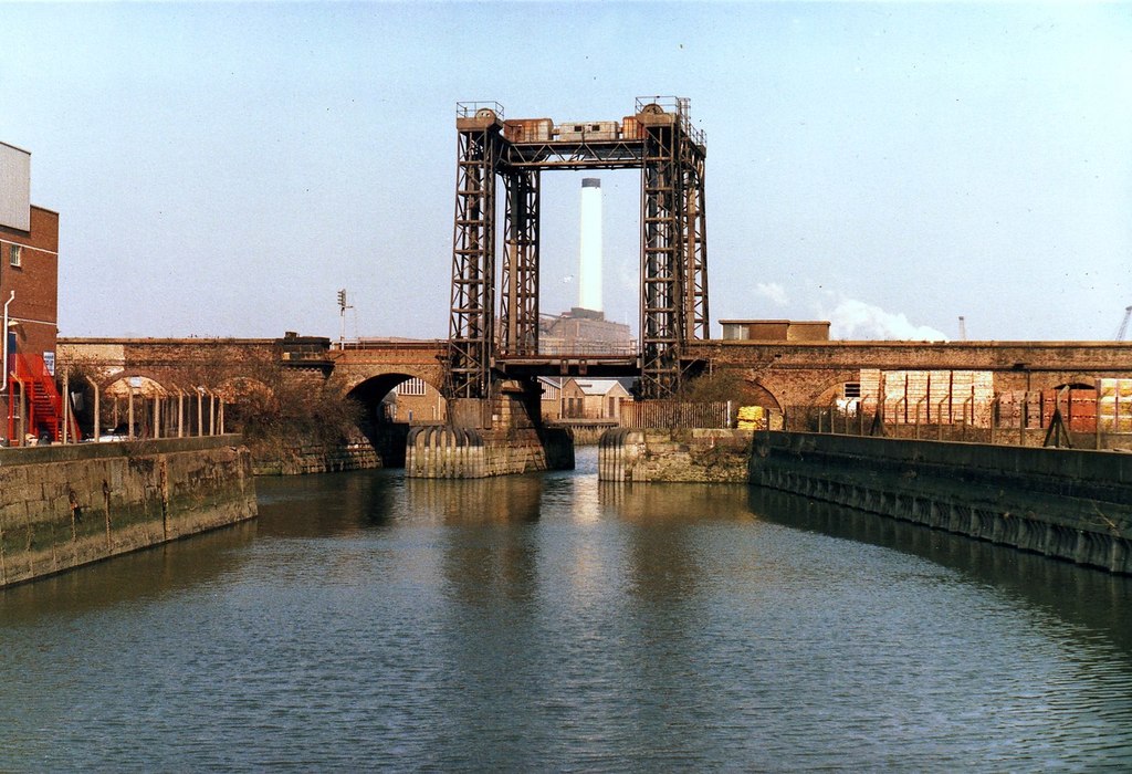 Deptford Creek Lift Bridge © Des Blenkinsopp Cc By Sa20 Geograph Britain And Ireland