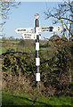 Fingerpost at Flatts Lane