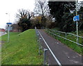 Cycle route 544 alongside Jubilee Way, Didcot