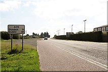 H9517 : Distance sign for Dundalk and Dublin on the A29 opposite Keeley Park, Silverbridge by Eric Jones