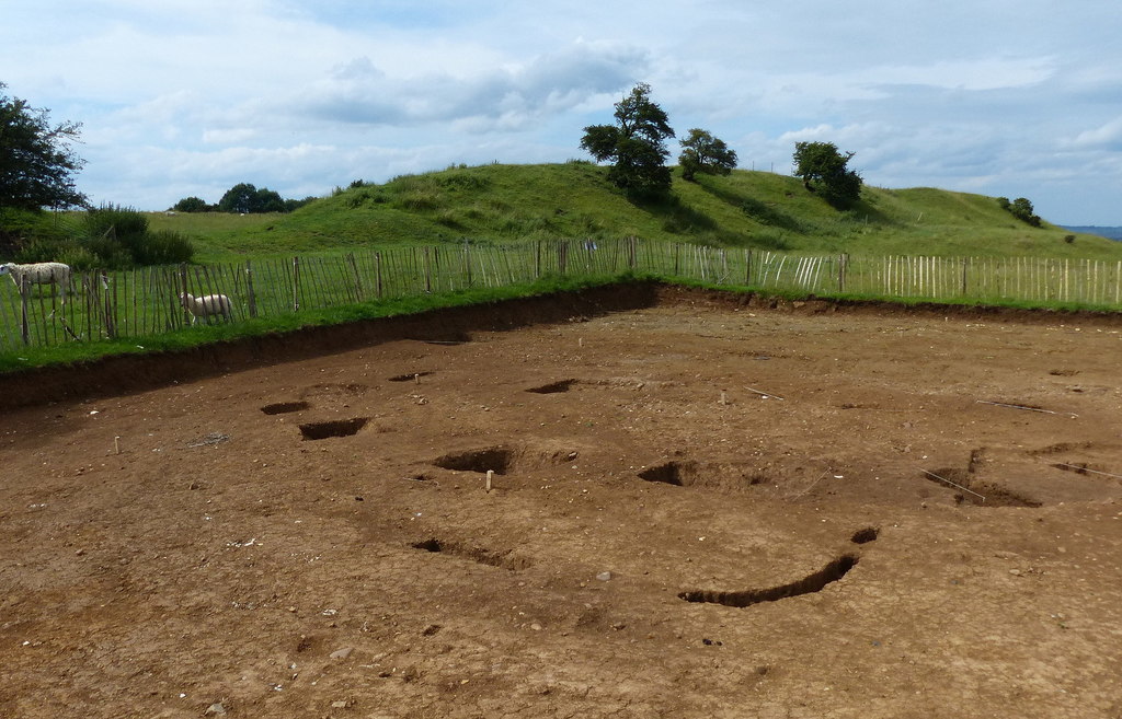 Archaeological dig at Burrough Hill Iron... © Mat Fascione cc-by-sa/2.0 ...