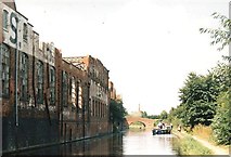 SK5419 : Little Moorlane Bridge crosses the Grand Union Canal by Tim Glover