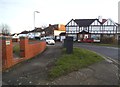 Bush Hill Road at the junction of Preston Hill