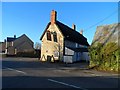 The Red Lion, Little Tingewick