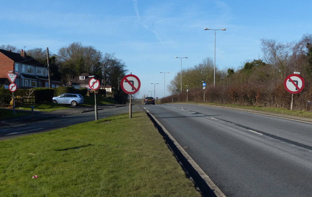 Junction of the A50 and Markfield Road... © Mat Fascione cc-by-sa/2.0 ...