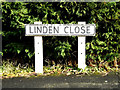 Linden Close sign