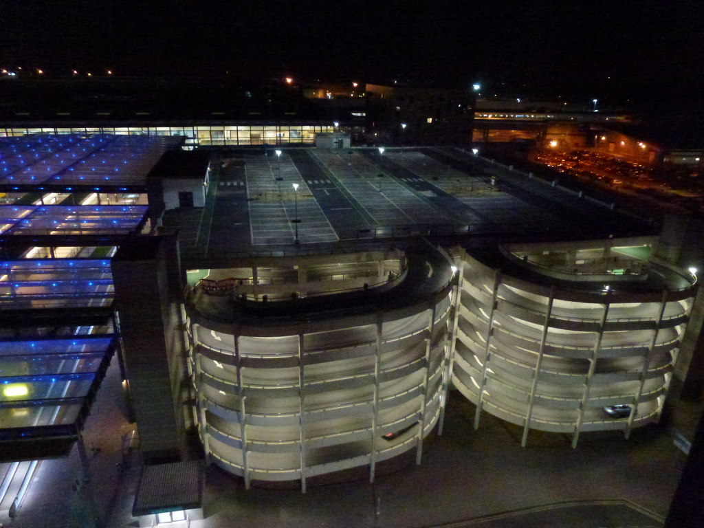 gatwick-airport-north-terminal-multi-richard-humphrey-cc-by-sa-2