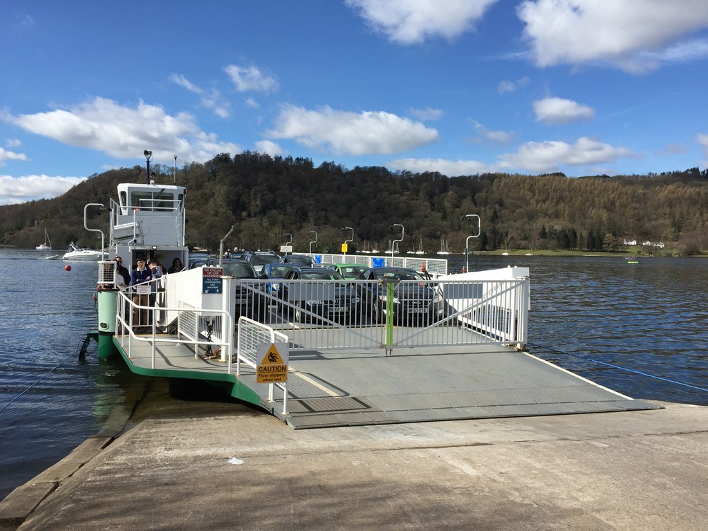 Windermere Ferry © Jonathan Hutchins ccbysa/2.0 Geograph Britain