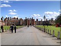 TQ1568 : Driveway to Hampton Court Palace by David Dixon