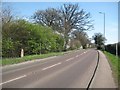 Smallford: A1057 Hatfield Road and Listed Milepost