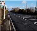 Minor road junction ahead, Bristol Road, Highbridge