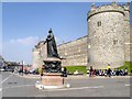 SU9676 : Queen Victoria's Statue outside Windsor Castle by David Dixon