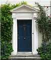 Detail of 24 St Thomas Street, Winchester