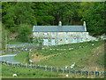 Cottages, Dinas-ddu