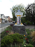 TM1179 : Diss Town sign by Geographer
