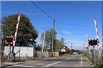 NS7369 : Greenfoot Level Crossing by Leslie Barrie