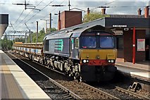 SD5805 : DRS Class 66, 66423, Wigan North Western railway station by El Pollock