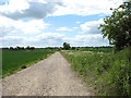 Footpath and farm track to Castleton Way