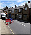 When red light shows wait here, Station Road, Castle Cary