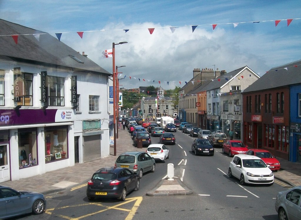 High Street, Ballynahinch © Eric Jones cc-by-sa/2.0 :: Geograph Ireland