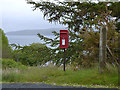 Postbox in Naast