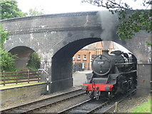 TG1141 : A train awaits departure at Weybourne station by Marathon