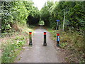 Cycle path at top of Yew Tree Hill