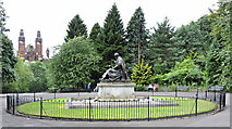 NS5666 : Lord Kelvin statue by Thomas Nugent