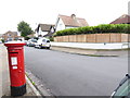 Looking across junction of Wellington and Southdown Roads