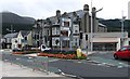 Traffic island at the bifurcation of the A2 on the Central Promenade