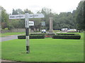 Signs for Kings Langley and Sarratt