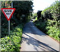 Give Way sign, Perrystone Hill, Old Gore, Herefordshire