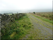 SE0811 : Bridleway south-eastwards from Hassocks Road, Meltham by Humphrey Bolton