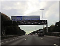 M27 gantry approaching junction 8