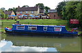 Narrowboat moored at the New Inn