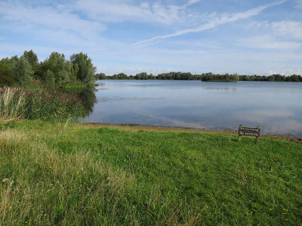 Drayton Lagoon, Fen Drayton Lakes © Hugh Venables cc-by-sa/2.0 ...